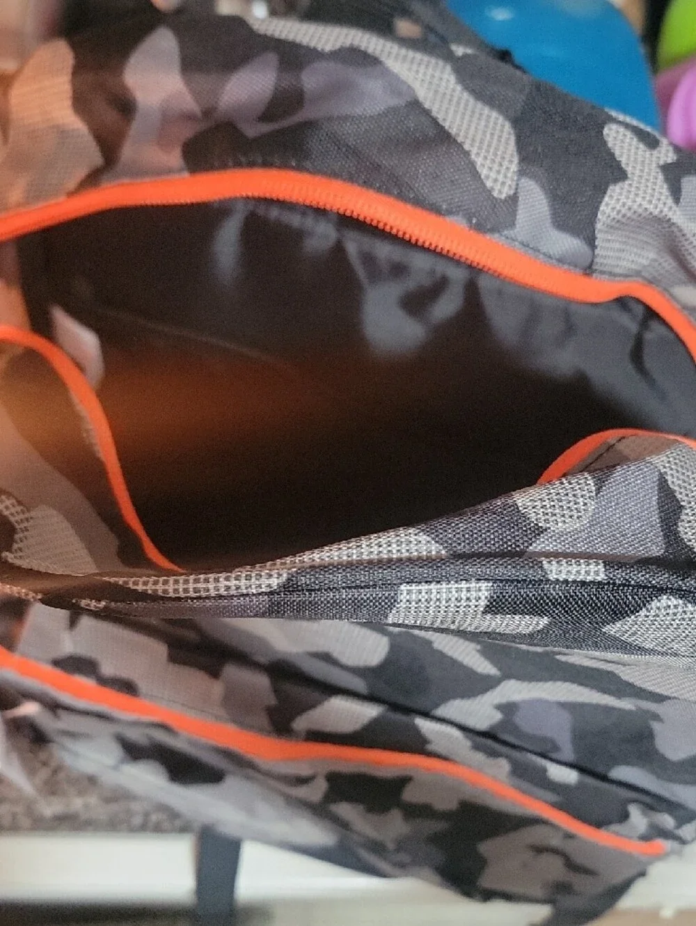 👩🏽‍🏫📖👨🏻‍🏫Gray & Black Camo Backpack with School Supply Set! ✏️📝🍎🎒